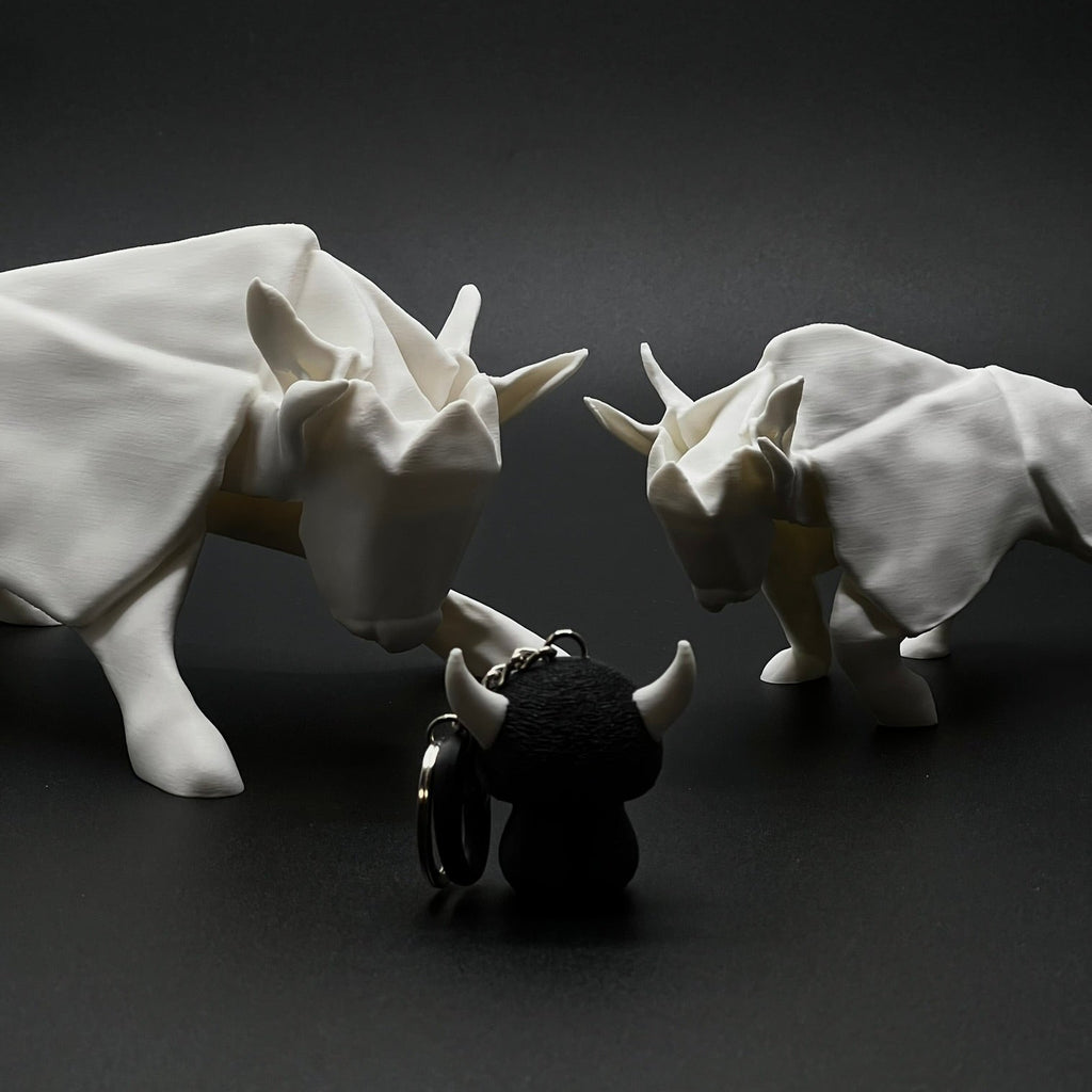Orii Bull e Charging Bull accanto al fungo sporeon Bull, per capire le dimensioni